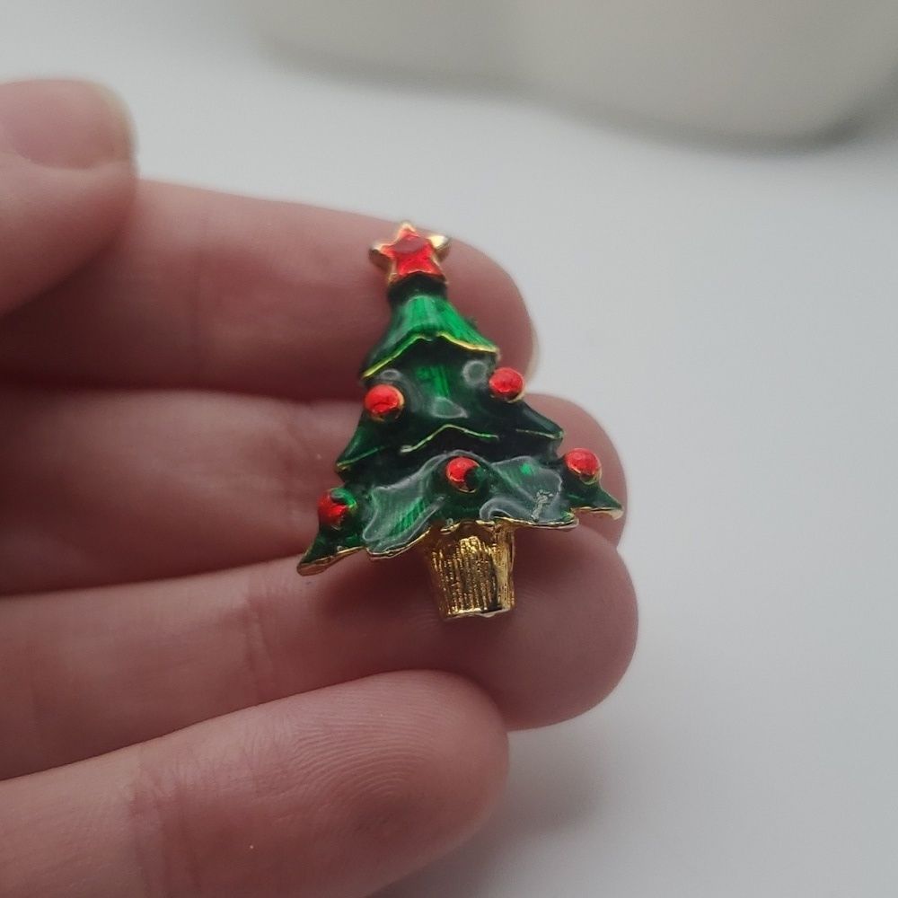 Seasonal Christmas tree charm pendant